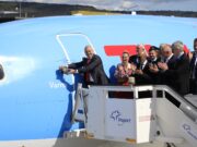 Варна вече има свой въздушен посланик, самолет Boeing 737-8 на TUI получи името „VARNA“